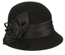 Load image into Gallery viewer, Wool Felt Cloche Hat With Flower